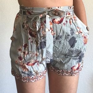 💐 Angie Floral Shorts 💐